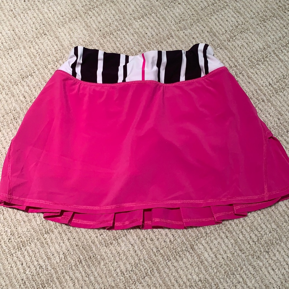 SIZE 2 pace rival LULULEMON skirt- pink